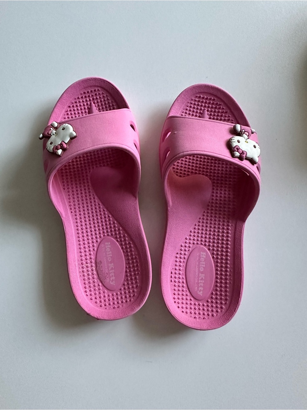 Hello Kitty Pink Slide Sandals with Character Charm 18cm